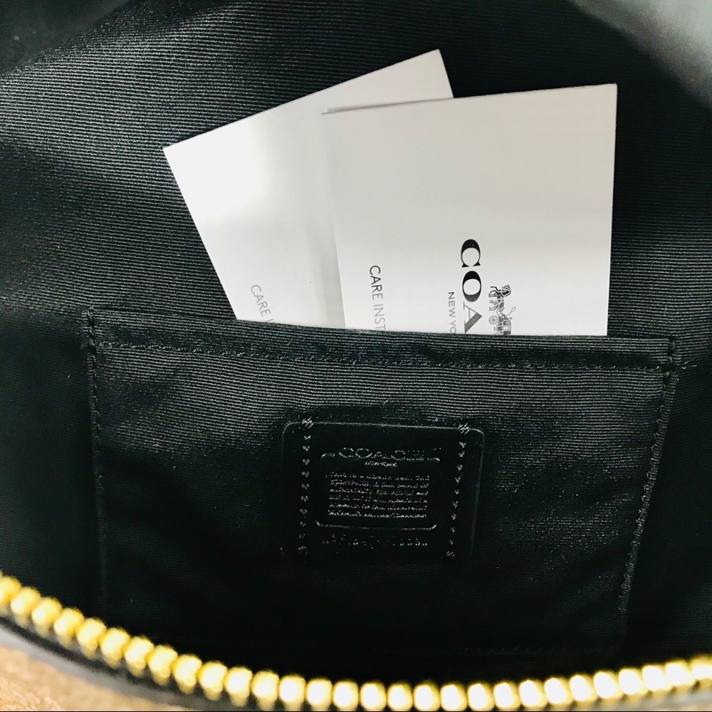 ๐HP๐๐ฐSOLD๐ฐCoach Chelsea Animation Belt Bag - Picture 5 of 8